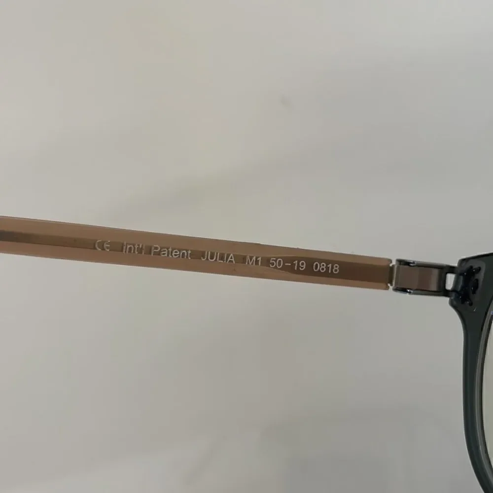 GLOSSI Super Lightweight and Flexible Eyeglasses